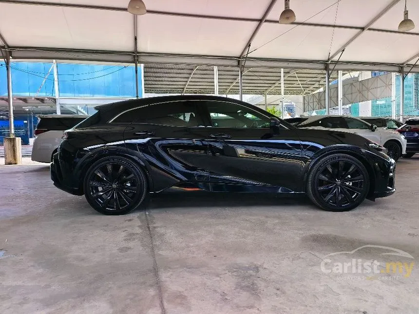 2024 Toyota Crown Sport Z PHEV SUV