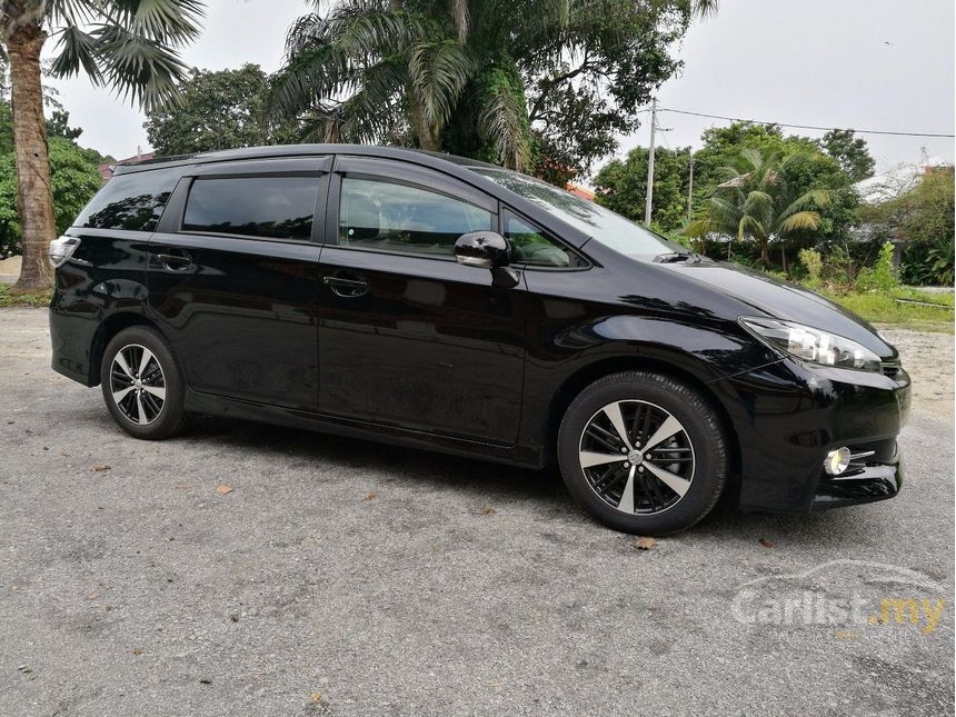 Toyota wish 2013