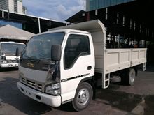 Isuzu NPR Tipper