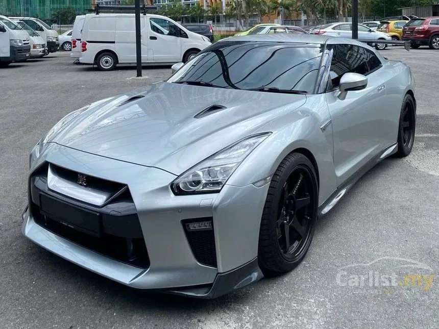 2017 Nissan GT-R Recaro Coupe