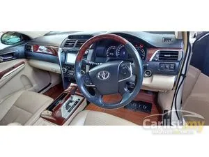 2013 Toyota Camry 2.5 V Sedan