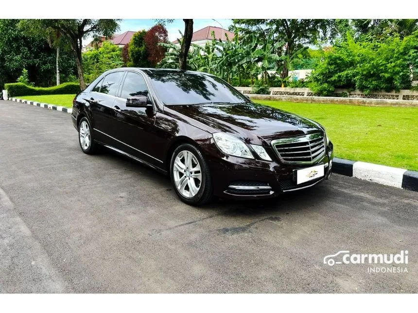 2011 Mercedes-Benz E300 Elegance Sedan