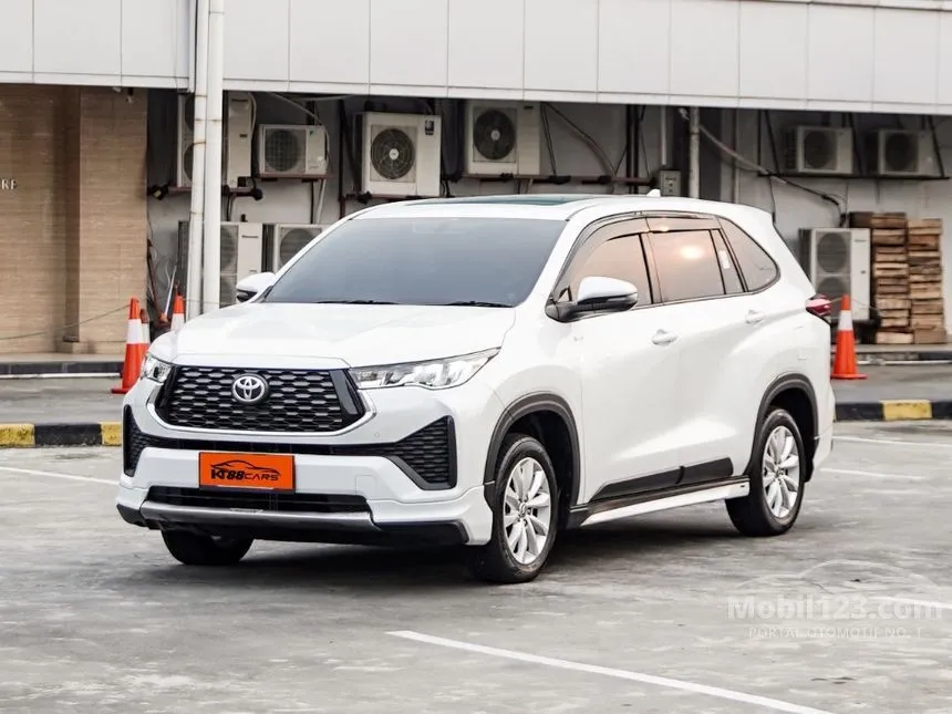 2026 Toyota Kijang Innova Zenix V HV (Premium Color) MPV