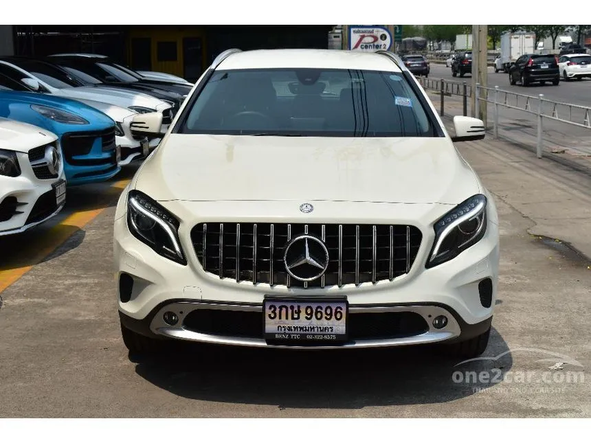 2017 Mercedes-Benz GLA200 Urban SUV