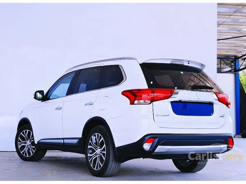 2016 Mitsubishi Outlander SUV