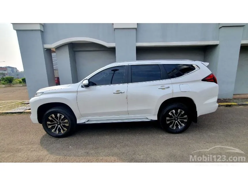 2023 Mitsubishi Pajero Sport Dakar 4x2 SUV