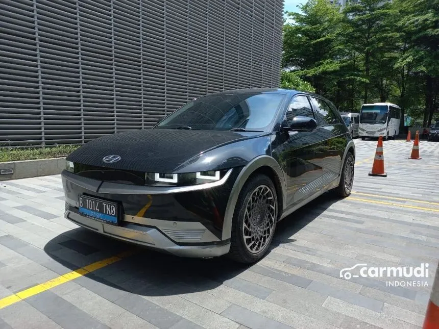 2022 Hyundai IONIQ Electric Signature Fastback