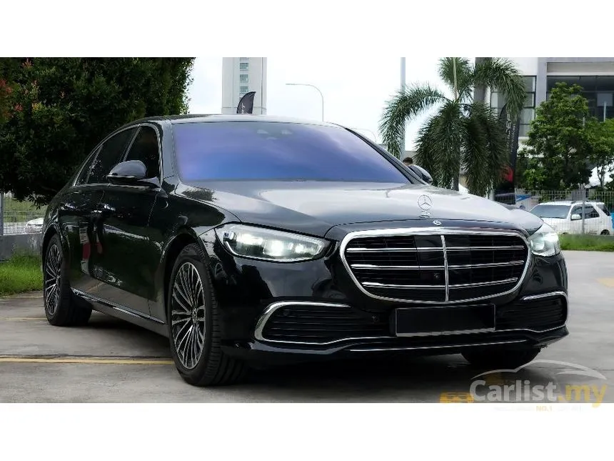 2022 Mercedes-Benz S580e Sedan