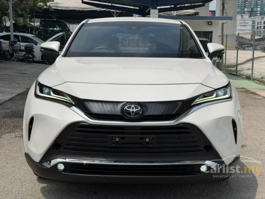 2025 Toyota Harrier Luxury SUV