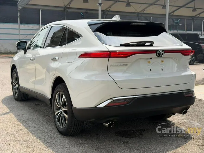 2025 Toyota Harrier Luxury SUV