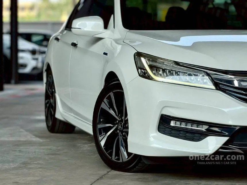 2017 Honda ACCORD Hybrid TECH Sedan