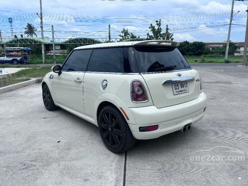 2010 Mini ONE Hatchback
