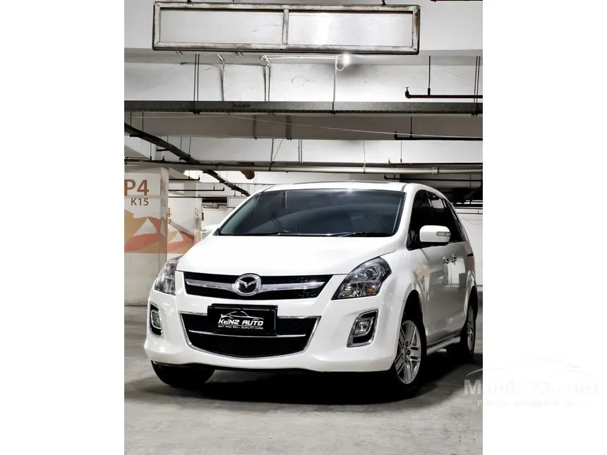 2012 Mazda 8 MPV