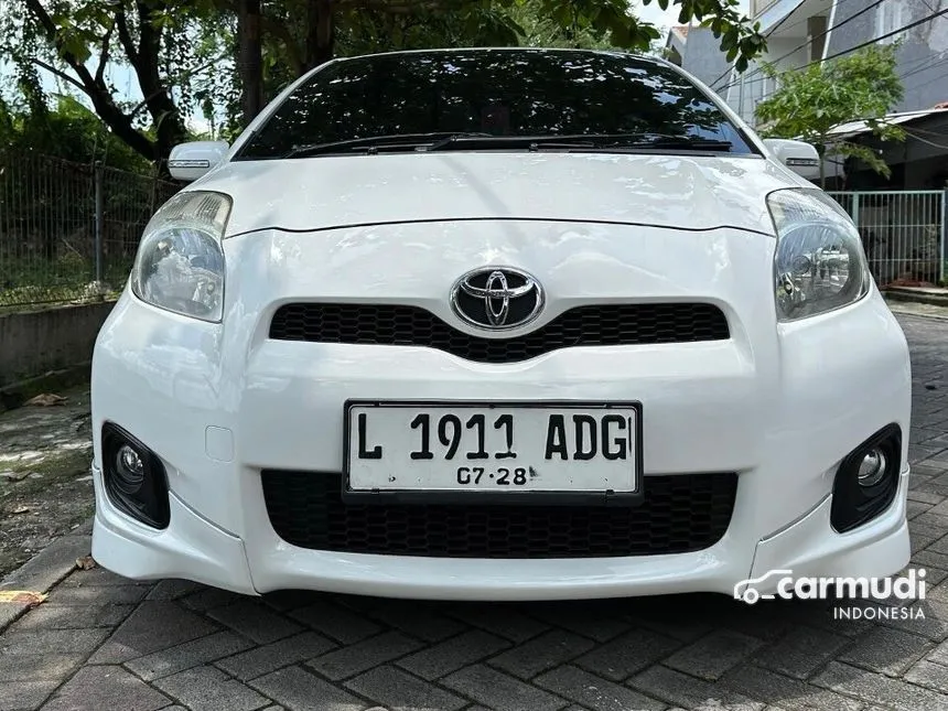 Jual Mobil Toyota Yaris 2013 E 1.5 di Jawa Timur Manual Hatchback Putih Rp 120.000.000