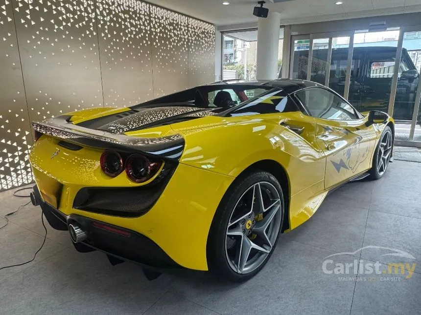 2021 Ferrari F8 Spider Convertible