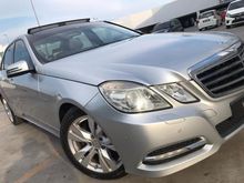 13 HAJIOWNER MIL80K 7G LOCAL CNC W212 FACELIFT Mercedes-Benz E250 CGI 1.8 Avantgarde PANAROMIC ROOF AMG