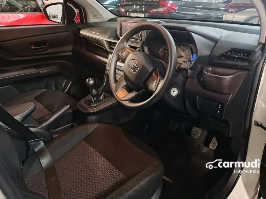 2024 Toyota Avanza E MPV