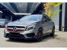 2015 Mercedes-Benz GLA45 AMG Edition 1 Local Full service