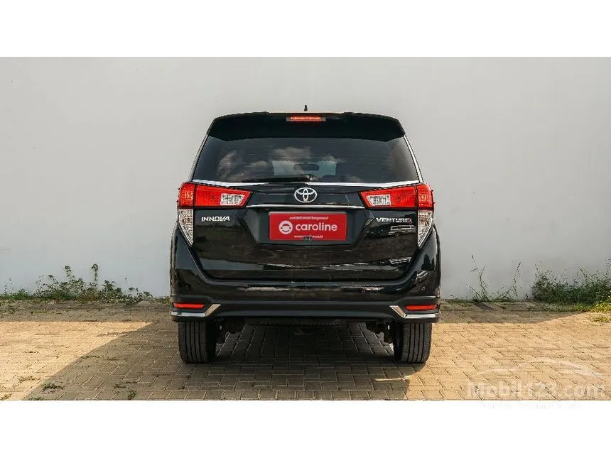 2021 Toyota Kijang Innova Venturer MPV