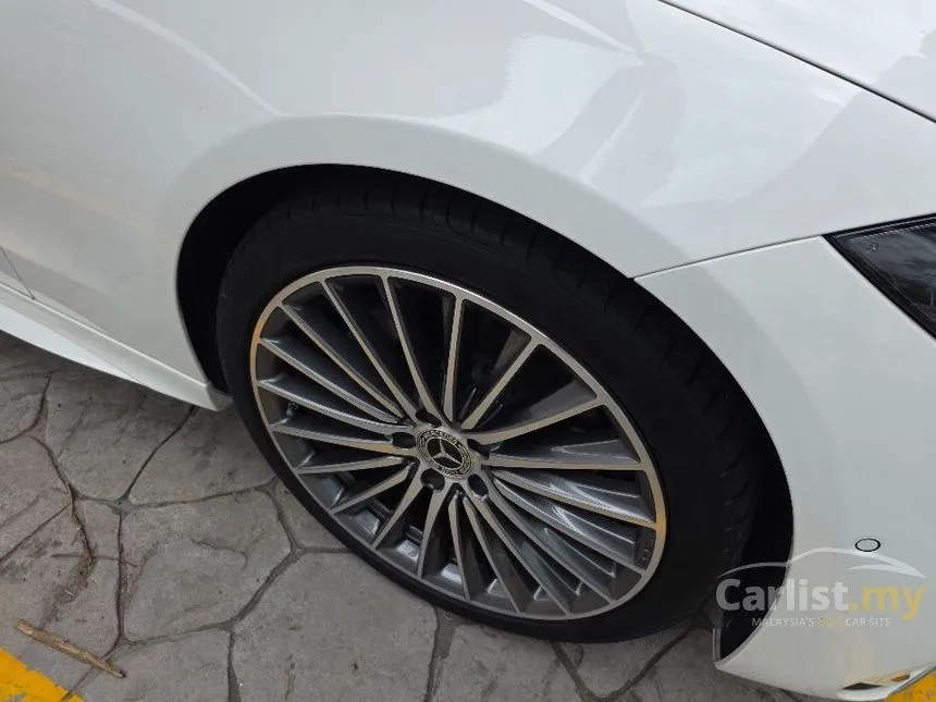 2025 Mercedes-Benz C200 AMG Line Sedan
