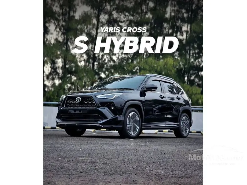 Jual Mobil Toyota Yaris Cross 2025 S HV with GR Parts Aero Pkg 1.5 di Jawa Barat Automatic SUV Hitam Rp 303.200.000