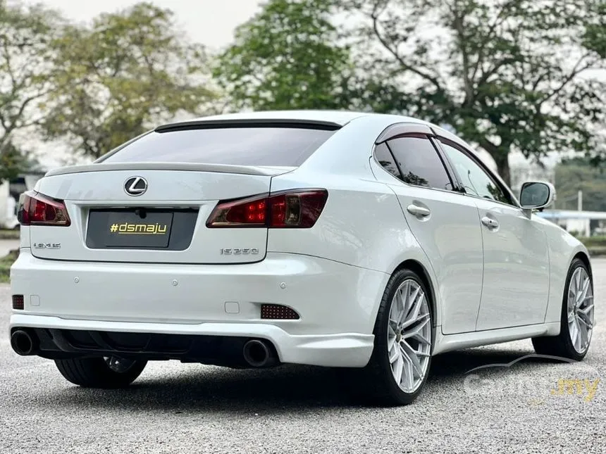 2011 Lexus IS 250 Sedan