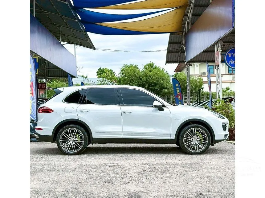 2016 Porsche CAYENNE S E-Hybrid SUV