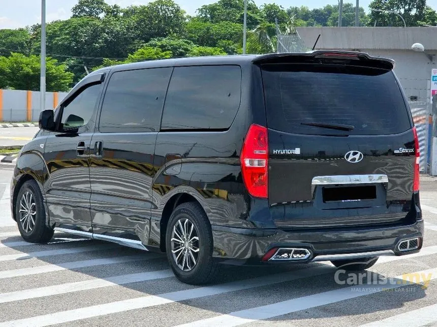 2018 Hyundai Grand Starex Royale MPV