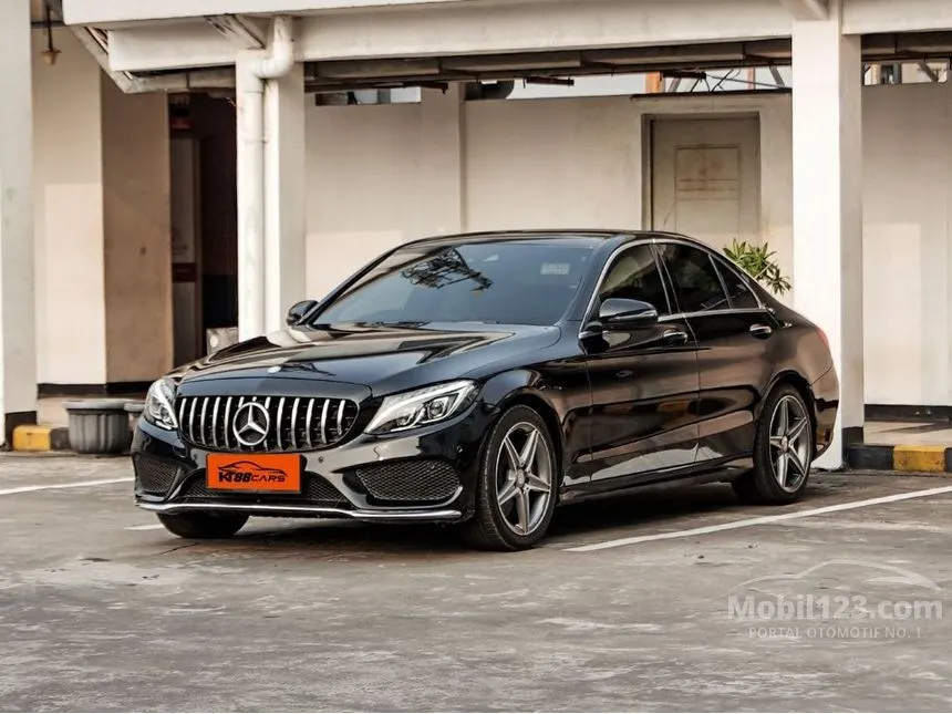 2015 Mercedes-Benz C250 AMG Sedan