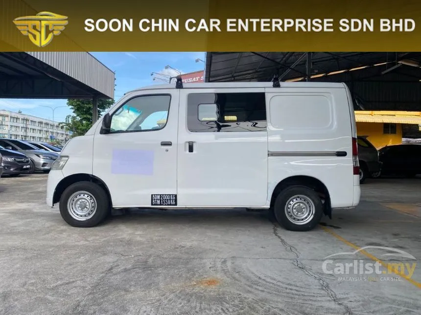 2020 Daihatsu Gran Max Semi Panel Van