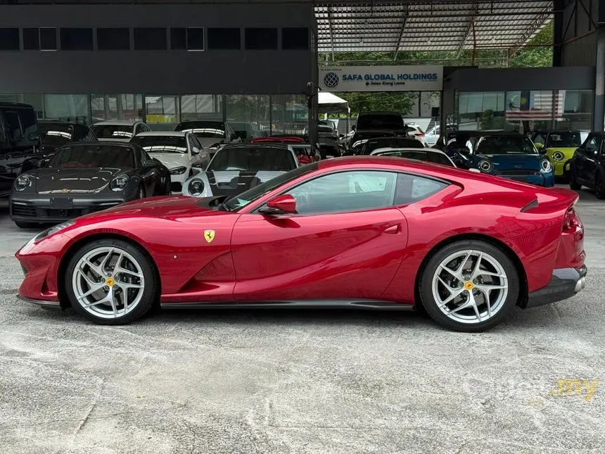 2021 Ferrari 812 Superfast Coupe