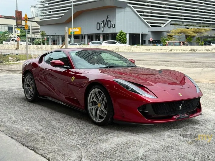 2021 Ferrari 812 Superfast Coupe