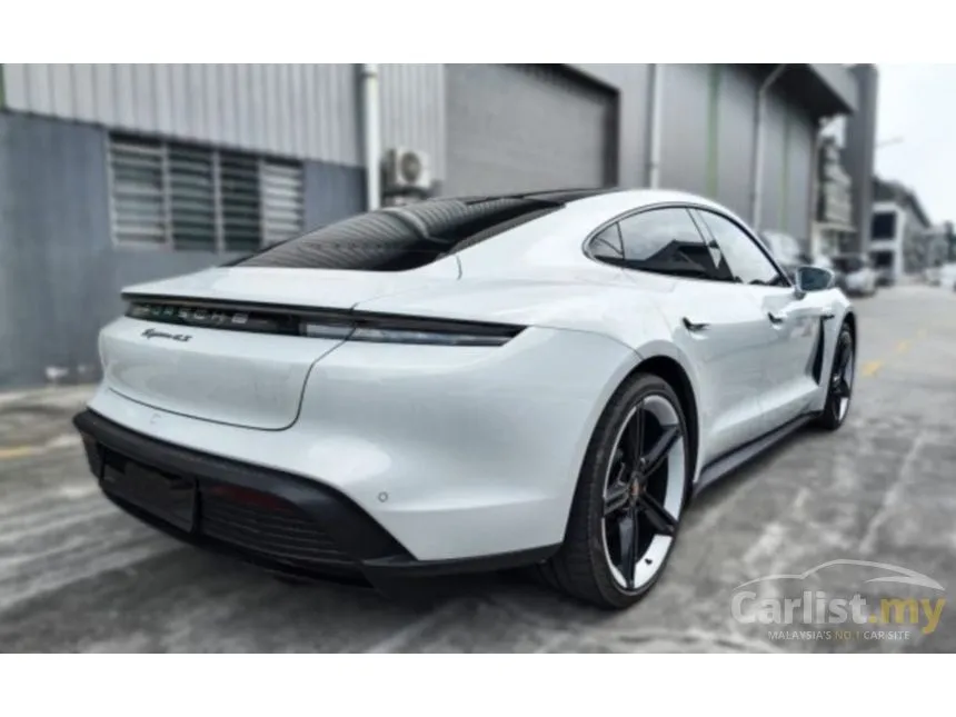 2020 Porsche Taycan 4S Sedan
