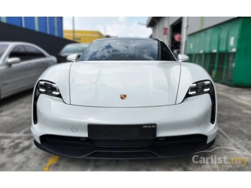 2020 Porsche Taycan 4S Sedan