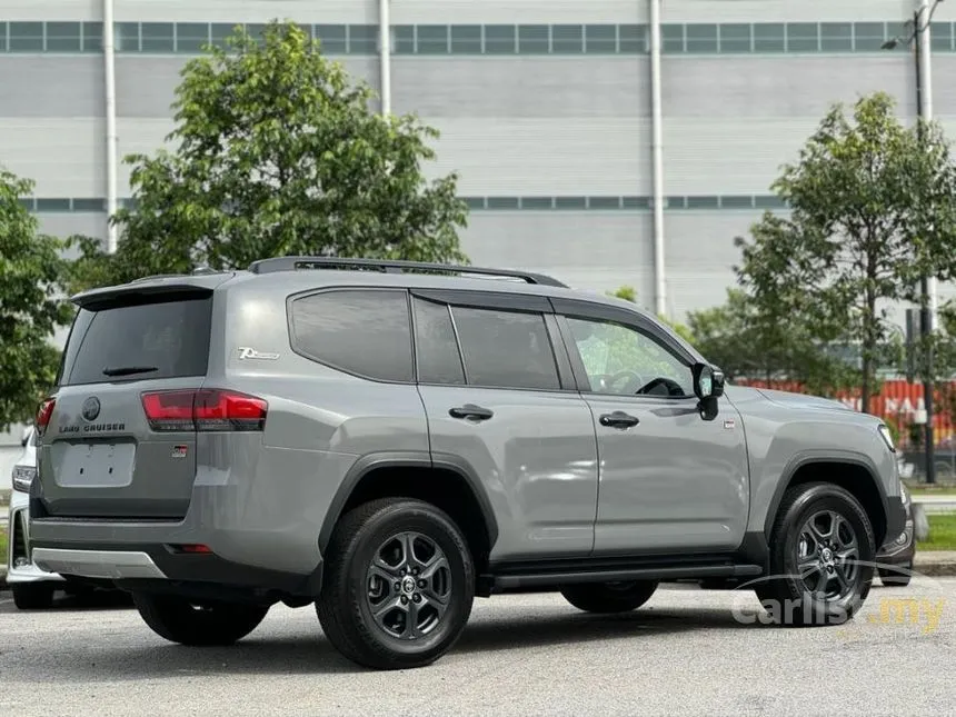 2023 Toyota Land Cruiser J300 GR Sport SUV