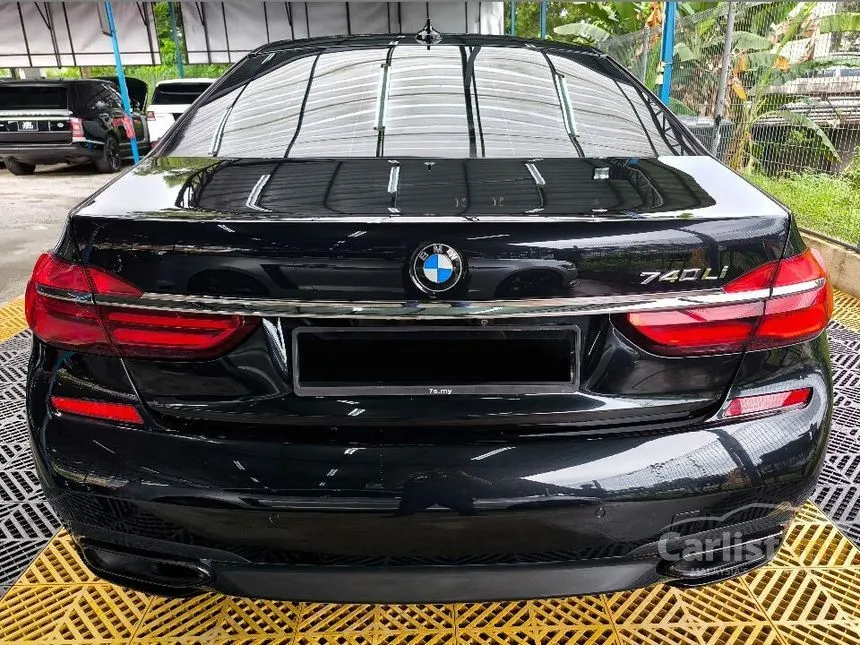 2016 BMW 740Li Sedan