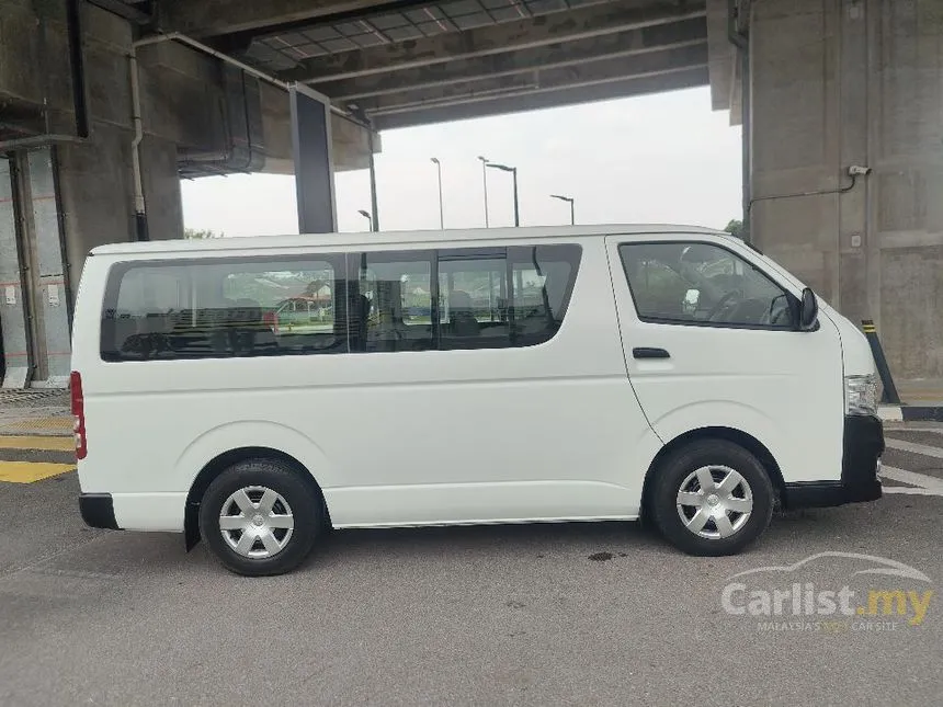 2013 Toyota Hiace Window Van Van
