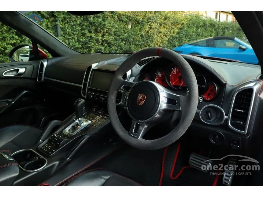 2014 Porsche Cayenne GTS SUV