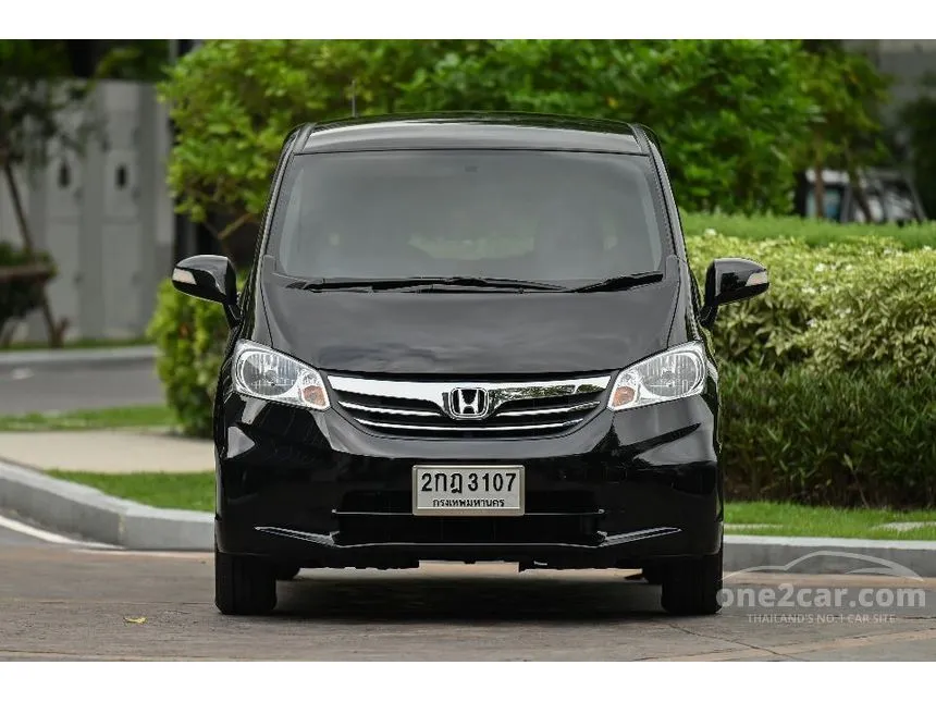 2013 Honda Freed EL Wagon