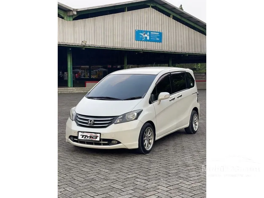 2010 Honda Freed Power Sliding Door MPV