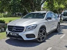 ON THE ROAD 2017 Mercedes-Benz GLA250 2.0 TURBO
