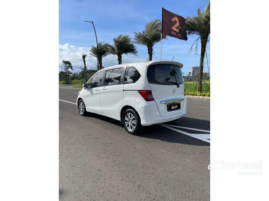 2013 Honda Freed E MPV