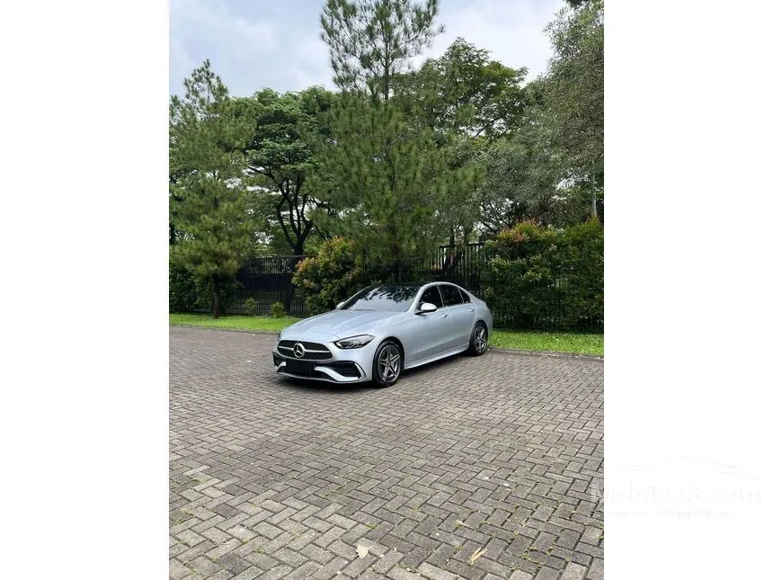 2023 Mercedes-Benz C300 AMG Line Sedan