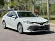 Used 2019 Toyota Camry 2.5 V Sedan