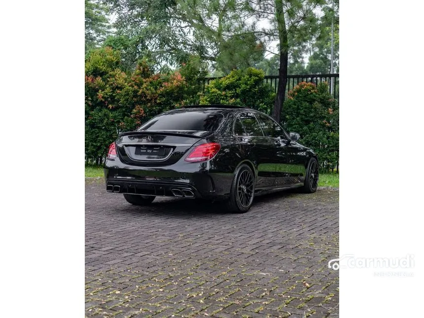 2018 Mercedes-Benz C300 AMG Line Sedan