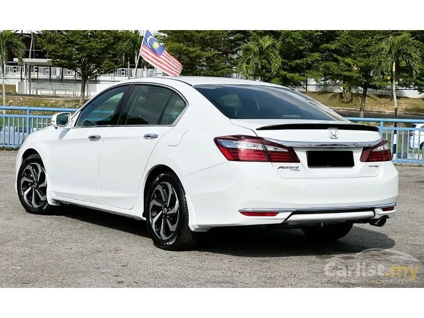2018 Honda Accord VTi-L Sedan