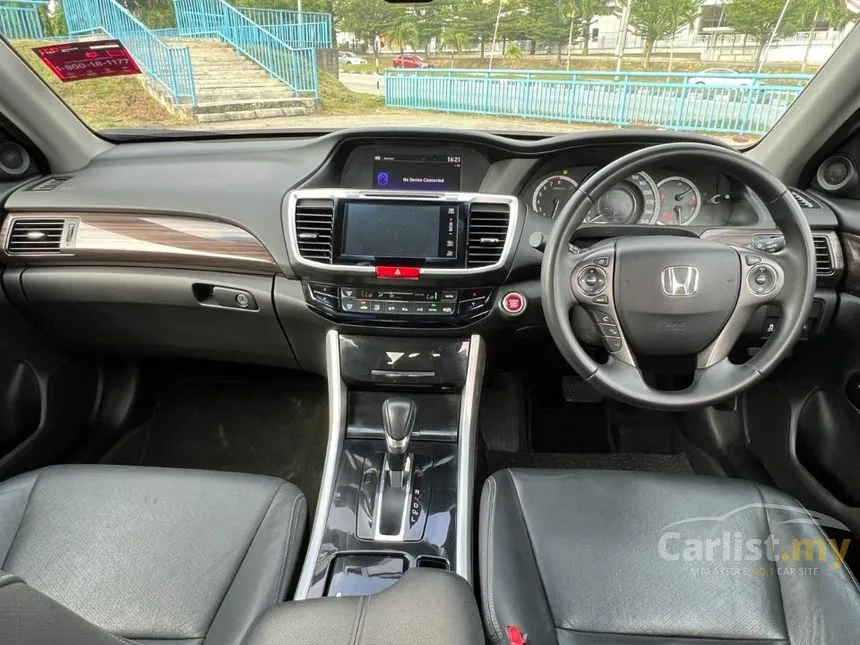 2018 Honda Accord VTi-L Sedan