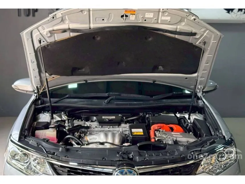 2017 Toyota CAMRY Hybrid Premium Sedan