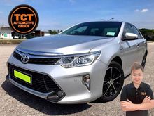 2015 Toyota Camry 2.5 Hybrid FACELIFT (A) FULL SERVICE RECORD 70k+Mileage, PUSH START, DVD PLAYER, REVERSE CAMERA, U/WRRTY UNTIL 2023 YEAR , Sedan