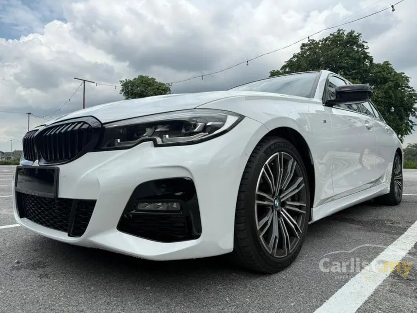 2022 BMW 330i M Sport Driving Assist Pack Sedan